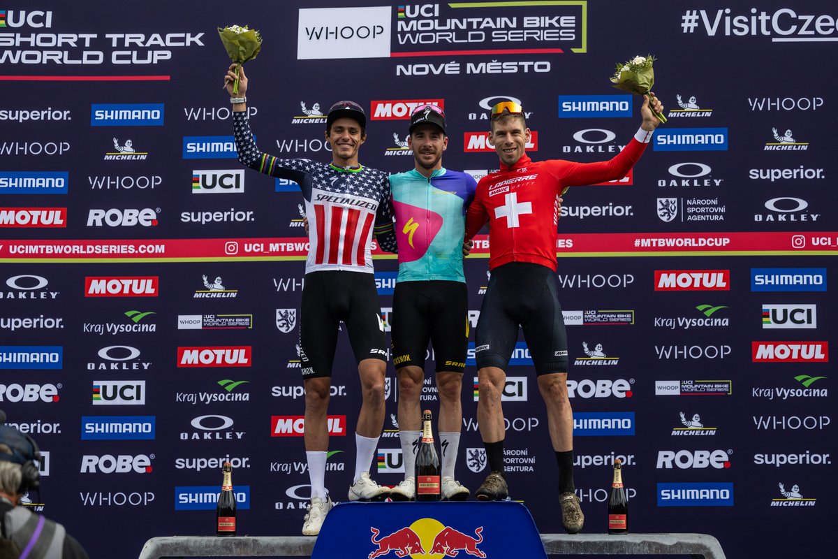 UCI_MTB's tweet photo. Men Elite XCC 🏆 in Nové Město: 

🥇 Victor Koretzky 🇫🇷
🥈 Christopher Blevins 🇺🇸
🥉 Thomas Litscher 🇨🇭

@MTBworldseries #MTBWorldCup https://t.co/7bRlYku4mG