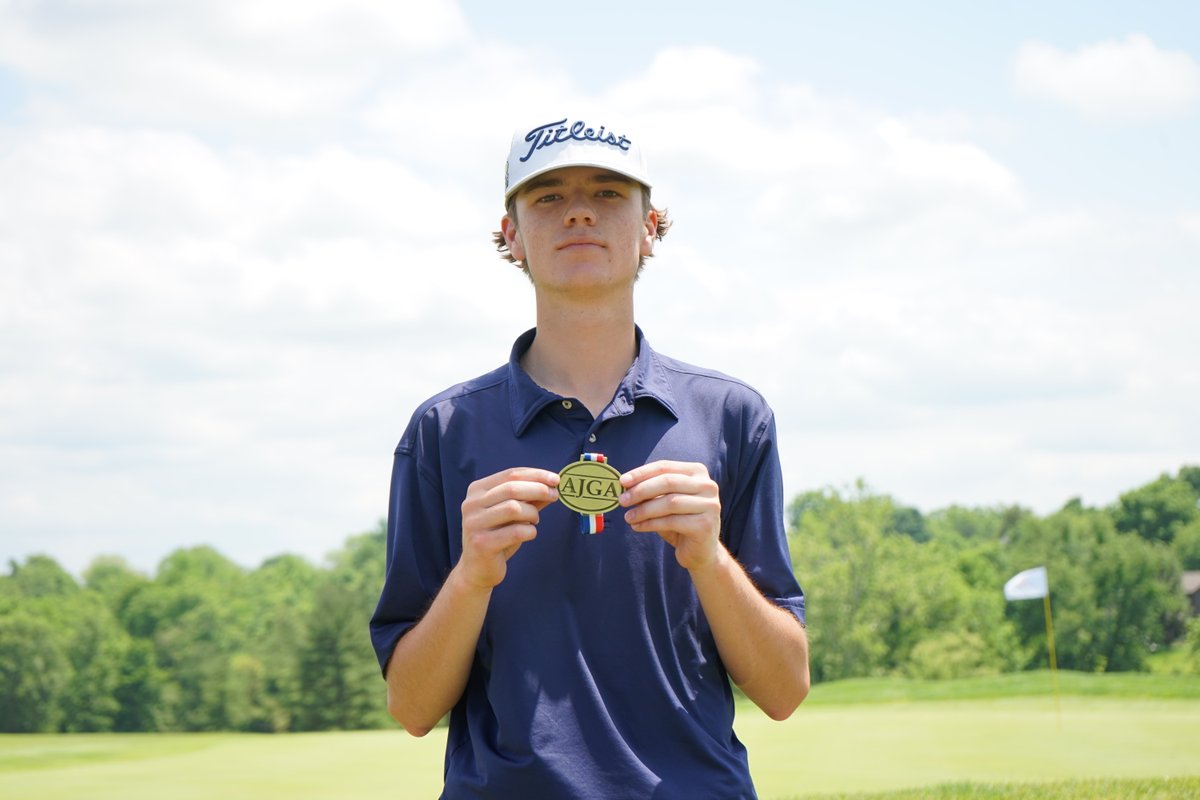 Taking home the gold. 🏅

Our two medalists, Alli Wiertel (-4), and Jack Carter (-1) qualified into the #NorthernKentuckyJr!