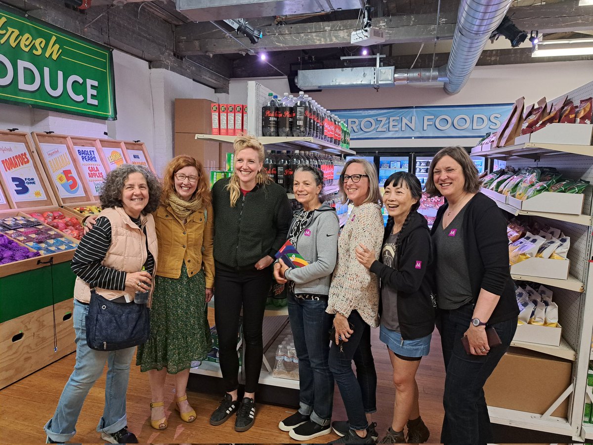 No plastic people in this pic...just warriors for #zerowaste Huge congrats to creator @RobinFrohardt , great to run into @eveschaub & always inspiring to connect w Lexington Zero Waste crew. #reduce #plasticpollution At Mass MoCA Plastic Bag Store exhibit