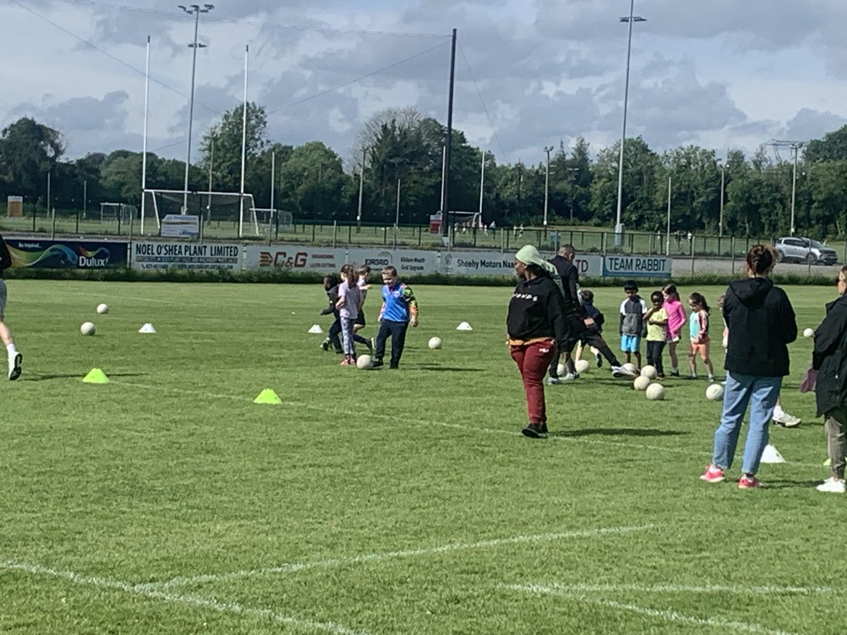 A brilliant morning with Clane Og Academy with 80 kids playing games football hurling camoige with great coaches and TY students players for the future. ⁦<a href="/ClaneGAA/">Clane GAA</a>⁩ ⁦<a href="/gaaleinster/">Leinster GAA</a>⁩