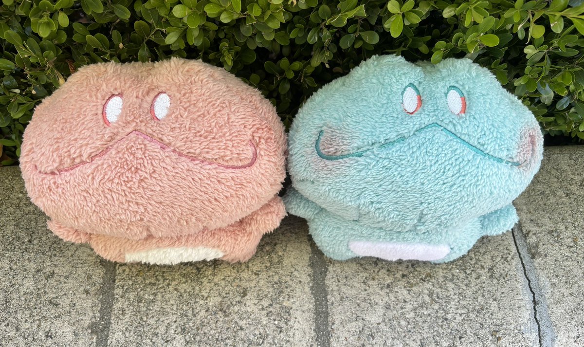 Grind3h's tweet photo. ITS OVER!!!!  thank you all so much!!!!!!  😭😭😭  already workin on the survey for yall!!! https://t.co/ciczBa0tbu