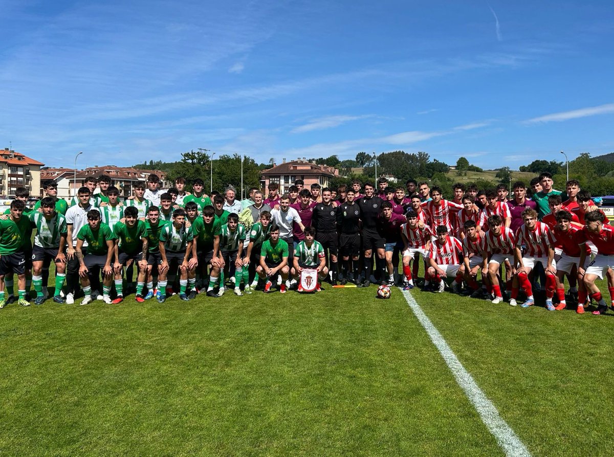 ⚽️ ¡Vaya jornada futbolera más bonita hemos vivido esta tarde en el Fernando Astobiza con <a href="/eldeporteeduca/">El Deporte Educa</a>!

👏🏼 ¡Gracias a <a href="/RacingCantera/">Cantera | Real Racing Club</a>, <a href="/RealSporting/">Real Sporting</a> y <a href="/AthleticClub/">Athletic Club</a> por su participación en este triangular!