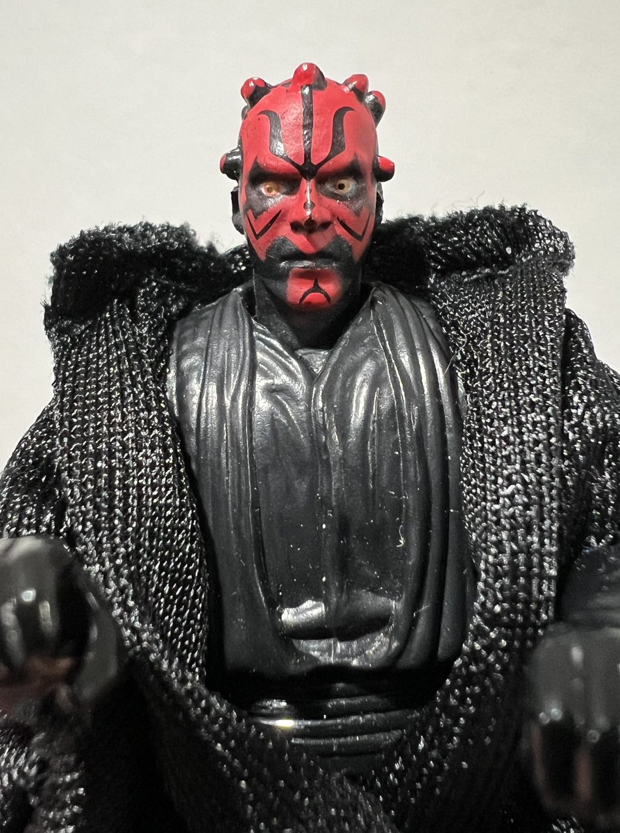 Can you identify this particular version of Sith Speeder-riding Maul? The face deco is so unique and not accurate I’m having trouble placing its release. #collectorhelp #hasbro #starwars #hasbropulse #darthmaul