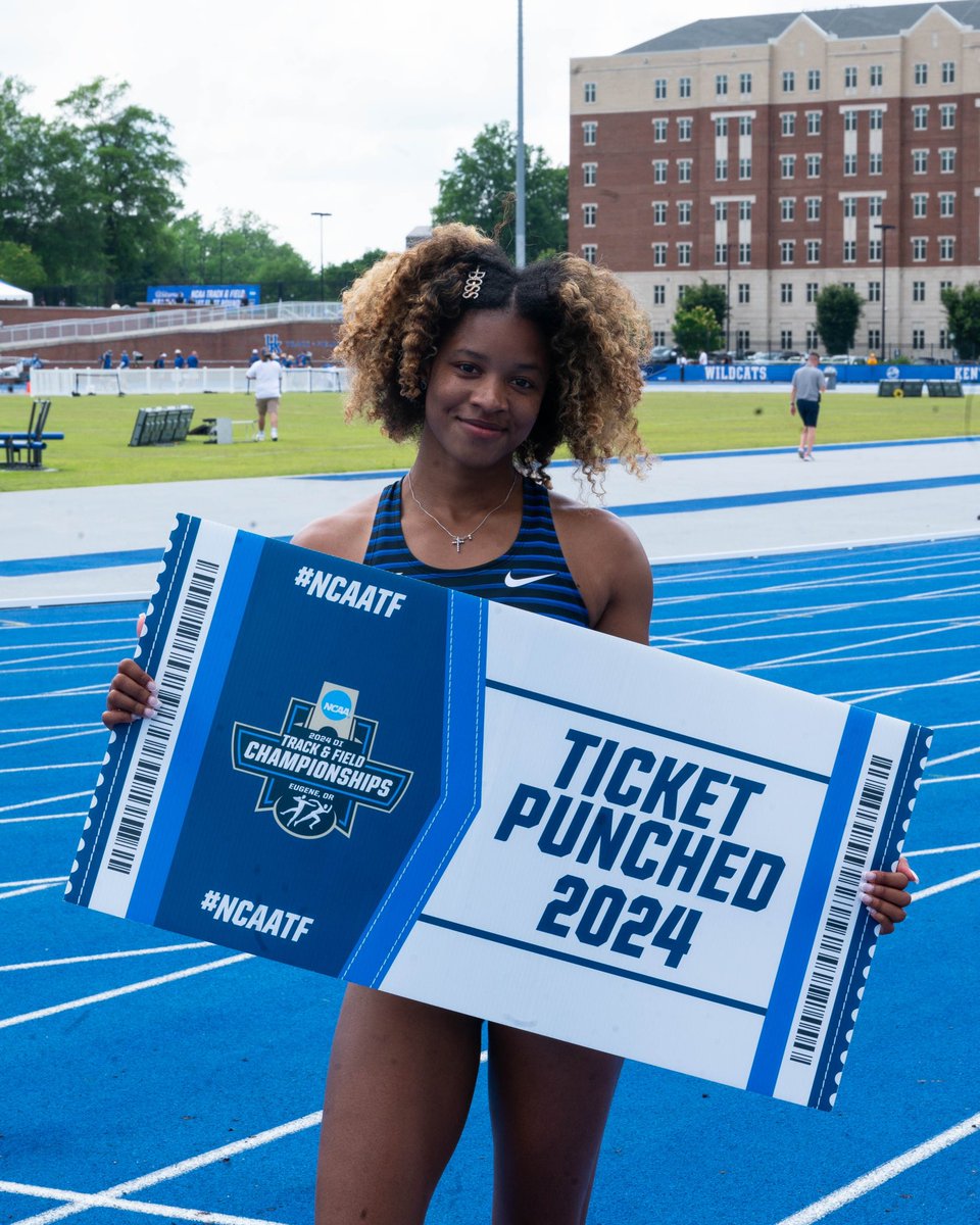DukeTFXC's tweet image. SHE REALLY DID THE THING🔥🎟️

Brianna Smith PUNCHED HER TICKET in the women’s high jump! Heptathlon x High Jump = 🎟️🎟️ for Bri!🤩😈

9️⃣ 1.81m (5’11.25”) NEW PB🔥🫡