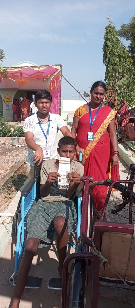 SSEPD2's tweet photo. Accessible and inclusive voting in Sambalpur District. @BPSethi #OdishaElections #AccessibleElection #InclusiveElection #PwD #Infirm #Accessibilty #SocialJustice #SugamyaOdisha #Sambalpur #BarrierFree https://t.co/abSRWm2LQc