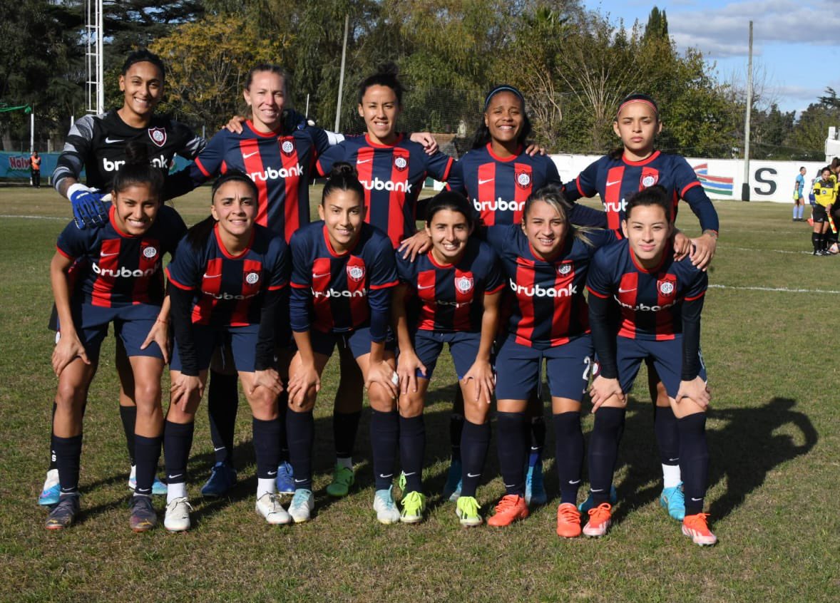 Ganaron las santitas 💙❤️💙!!!

Con gol de Juana Fonseca, #SanLorenzo venció 1-0 a SAT, en Moreno. Así las chicas se ubican terceras en la liga.

#VamosLasSantitas 💪 💙❤️