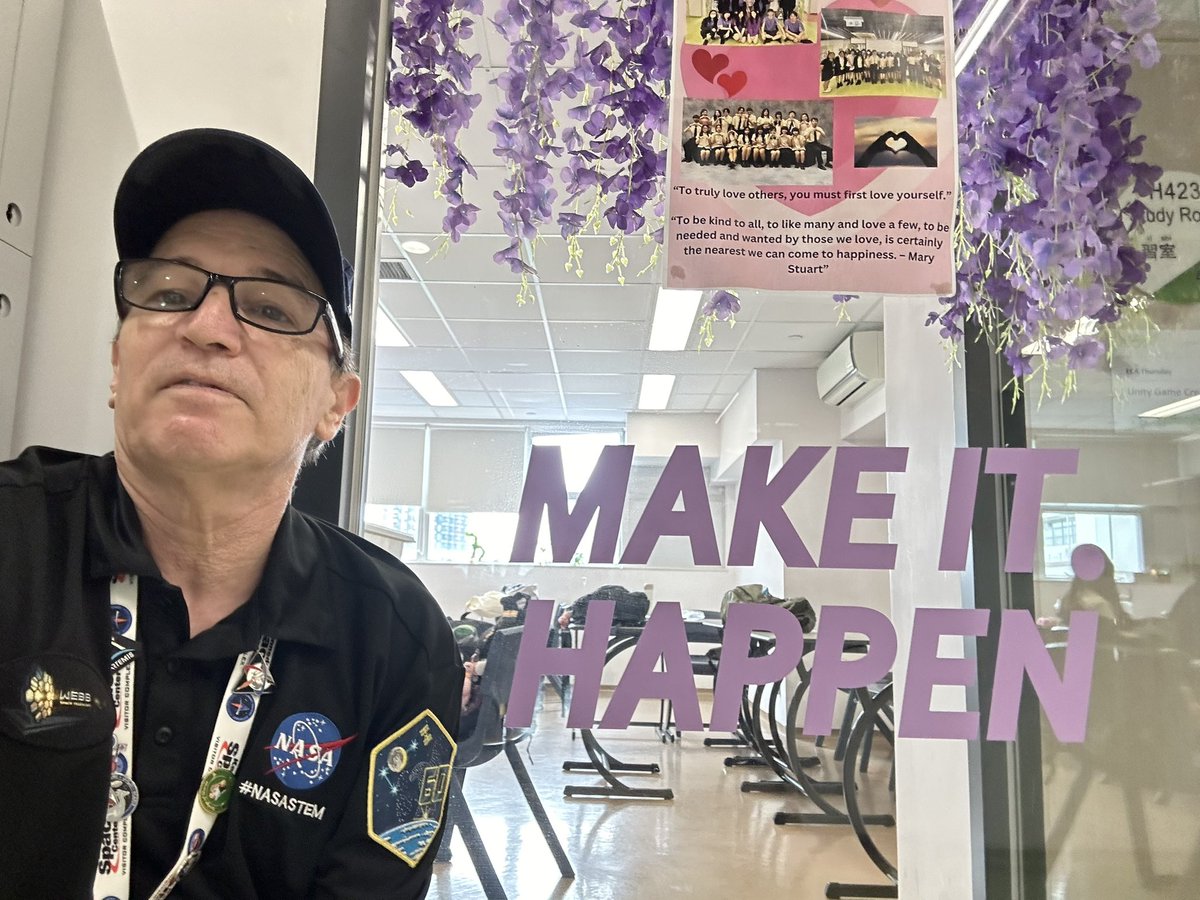 Taking #PYP students to our very first #Astronomy competition finals with #LAastro #LUAC they are amazing and already winners! Thanks to Jack, Anakin and Salma for the encouragement! A big thanks to Mr. Johnny!