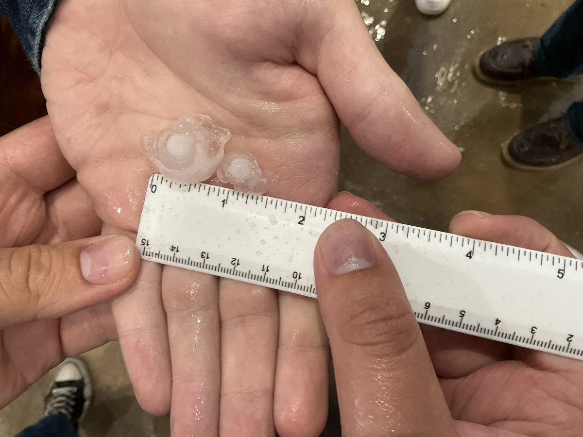 DCChaseClass's tweet photo. While chasing in the town of Hennessy, our crew found some impressive hail! https://t.co/EwfMcpeAPa