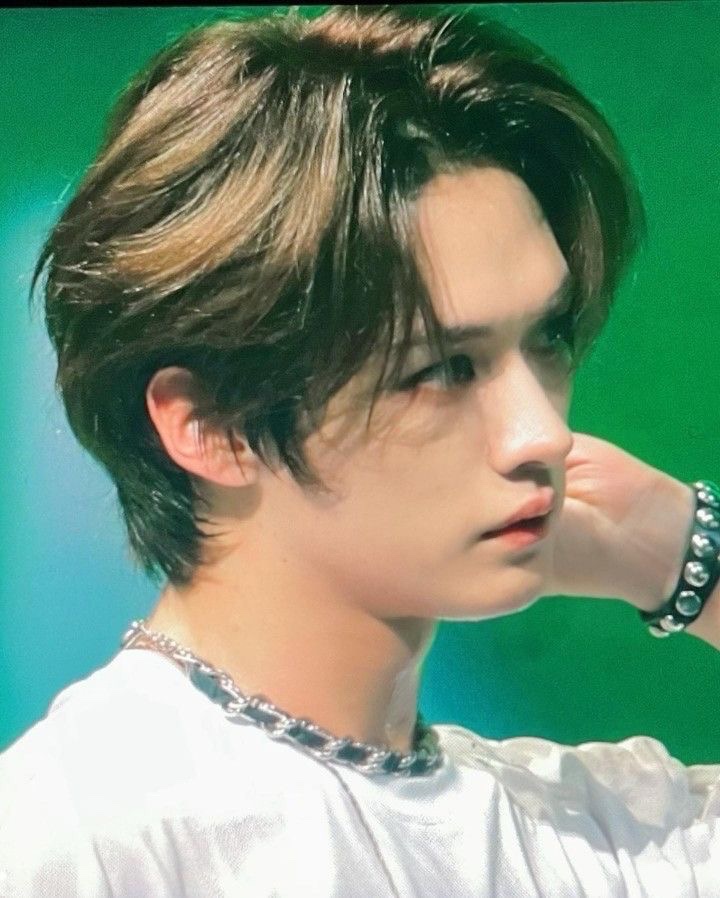 َ (@hourlyino) on Twitter photo 