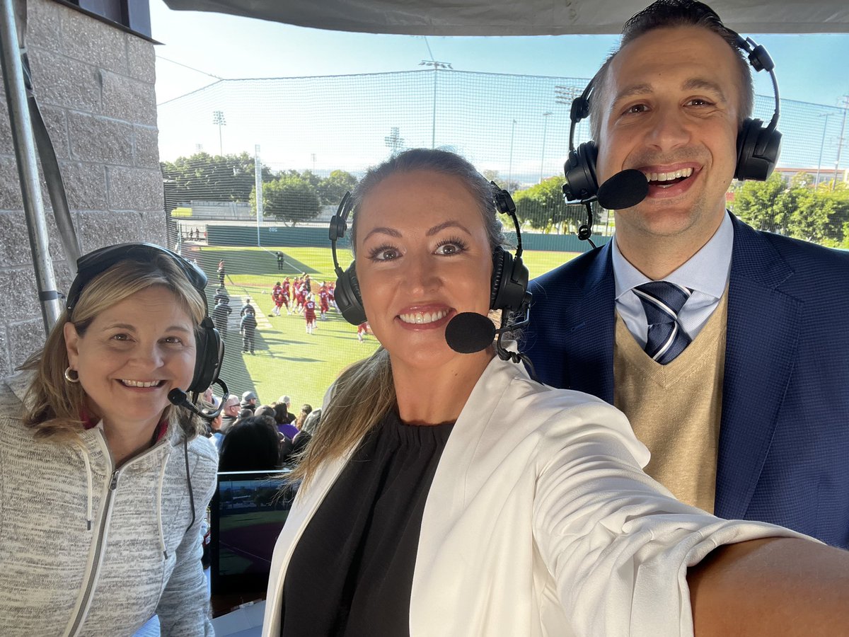 Here we go from Stanford! I’m playing the role of Hogwarts prefect/PxP announcer this evening. Join me and @KenzieFowler19 and producer @dawna_davis1 for game two between LSU and Stanford on ESPN.