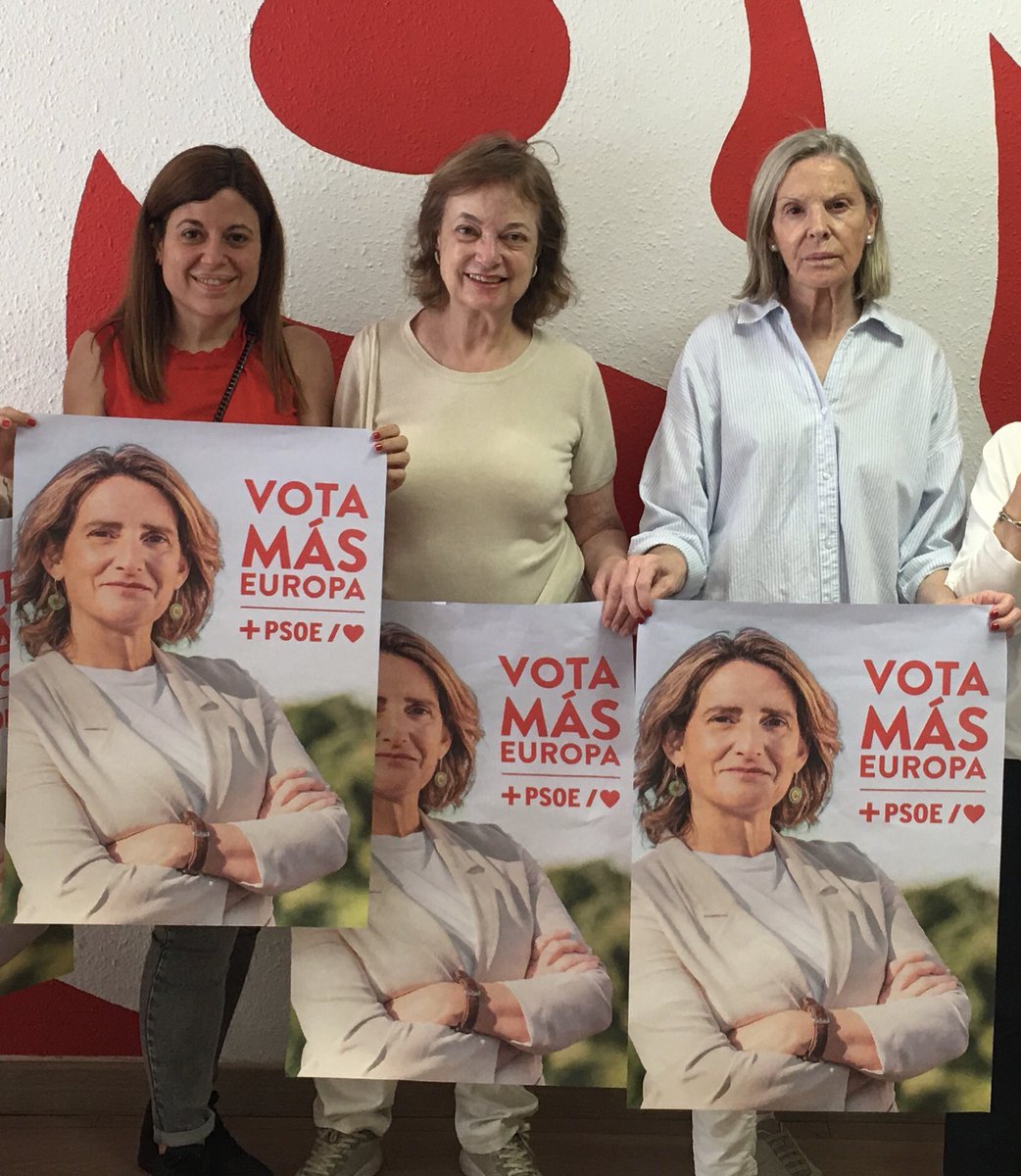 Para  que estas europeas las gane la socialdemocracia y que España, así, gane el futuro, un futuro que próspero y con más oportunidades, sostenible y solidario #Vota #MasEuropa 🇪🇺
#VotaPSOE 🗳@Teresaribera🌹