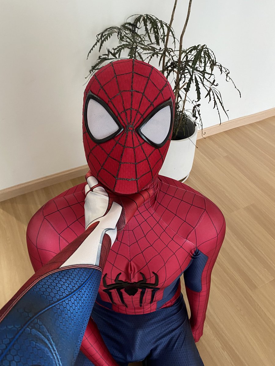 Spiderball tweet media