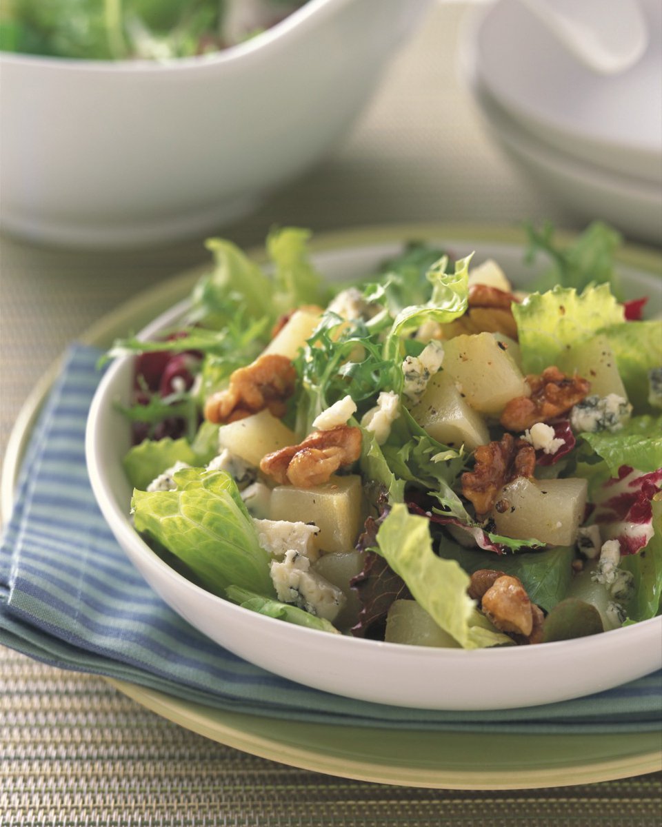 Salty blue cheese brightens up the taste of sweet, juicy, ripe-and-ready canned pears in this delicious salad! #NationalSaladMonth

eatcannedpears.com/recipe/pear-an…