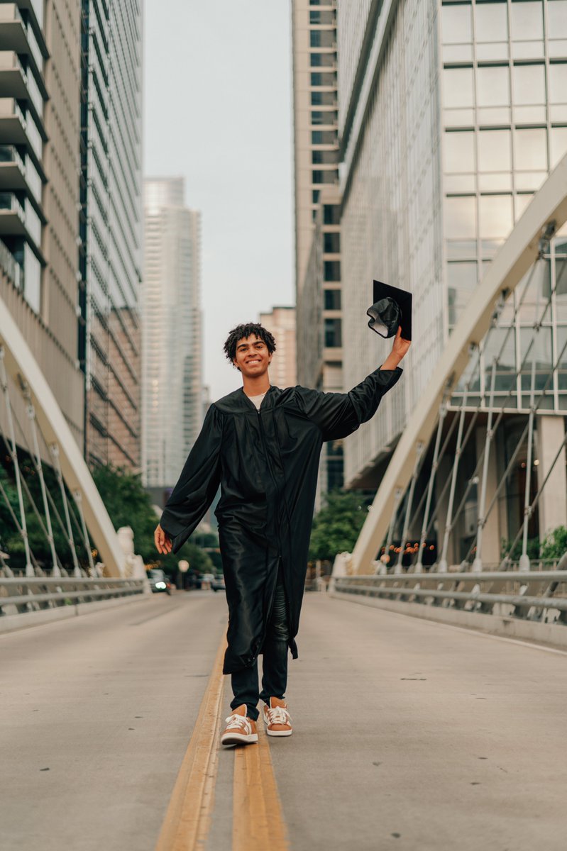 KingSammelot tweet media