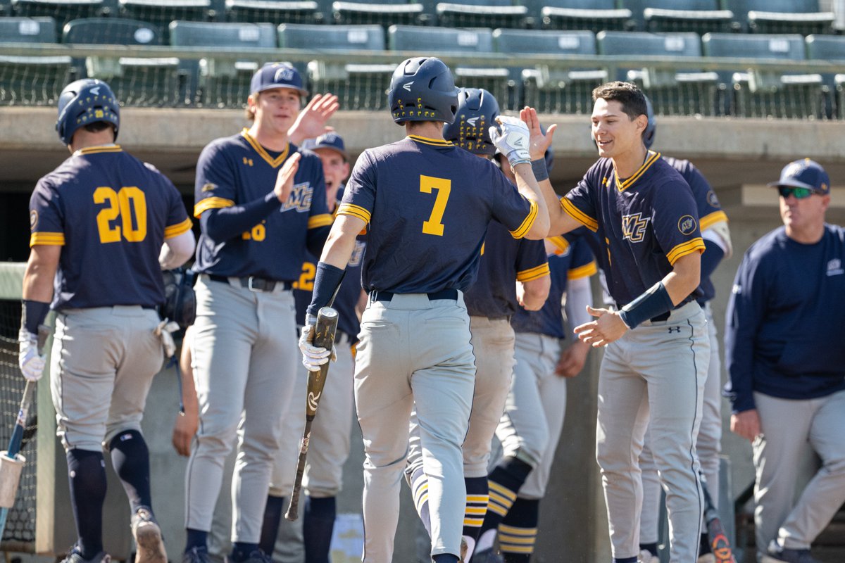 MerrimackBSB's tweet photo. Not sad it's over, glad it happened.

What a ride it was for this team. Broken records, countless memories and a whole lot of winning. A special group of guys this was.

Congrats on one heck of a season gentlemen!

#GoMack https://t.co/stC1V57Pj9