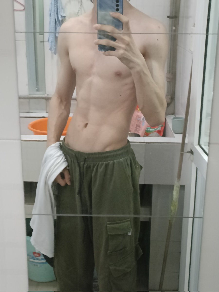 Yーqianl tweet media