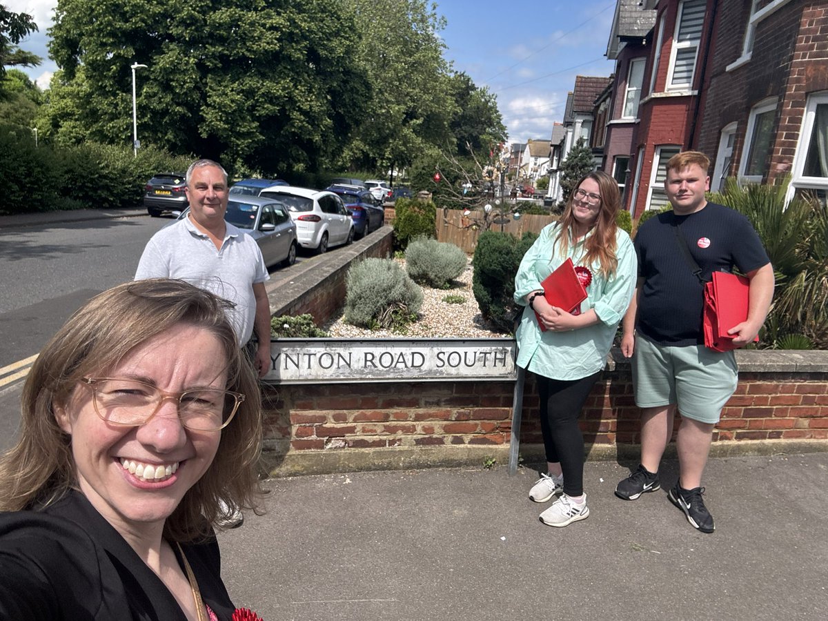 Dr Lauren Sullivan MP (@drlsullivan) on Twitter photo Great start to our <a href="/UKLabour/">The Labour Party</a> <a href="/graveshamlabour/">Gravesham Labour</a> General Election Campaign here in Gravesham over the past couple of days speaking with many residents across the constituency.
Thank you to everyone to spoke with us!
My Pledges for Gravesham are at laurensullivan.org.uk Great start to our <a href="/UKLabour/">The Labour Party</a> <a href="/graveshamlabour/">Gravesham Labour</a> General Election Campaign here in Gravesham over the past couple of days speaking with many residents across the constituency.
Thank you to everyone to spoke with us!
My Pledges for Gravesham are at laurensullivan.org.uk