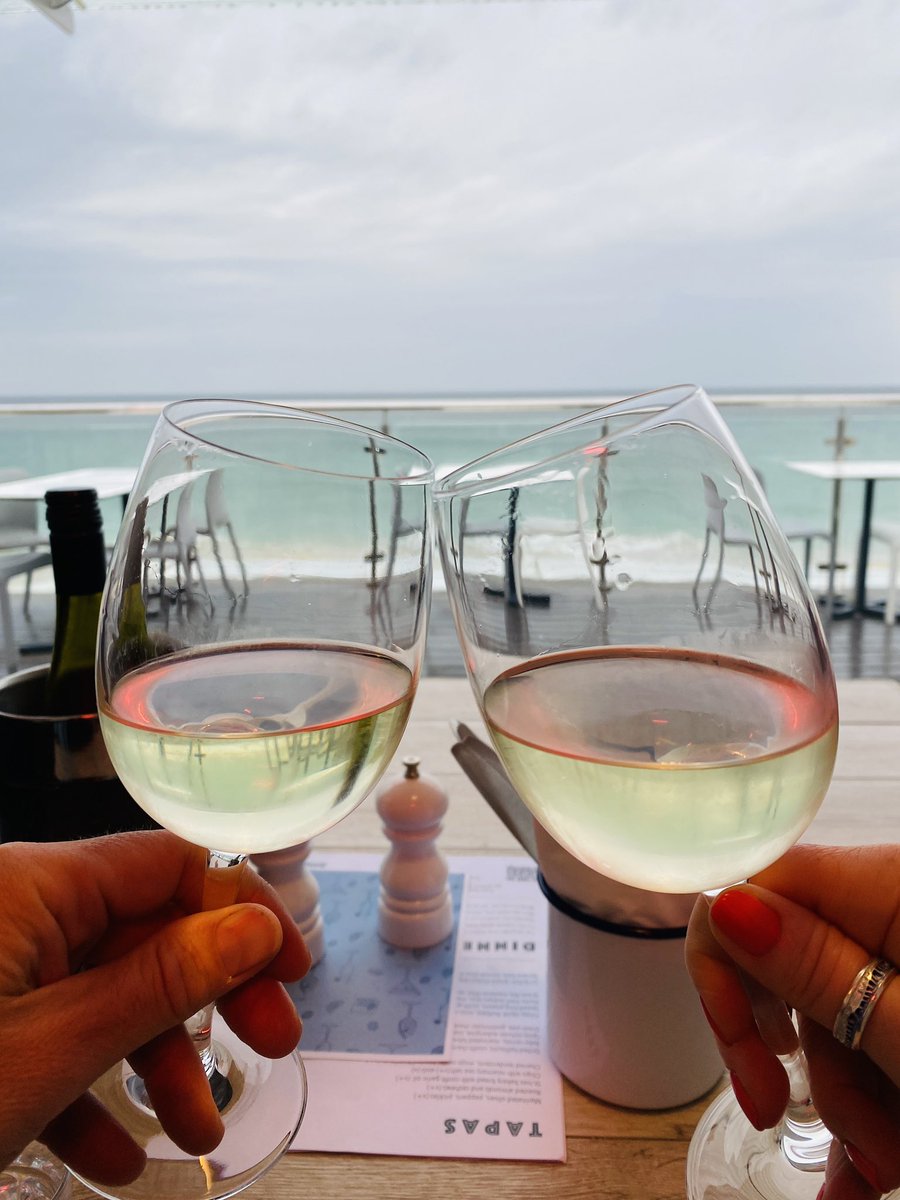 How the evening started and how it finished.