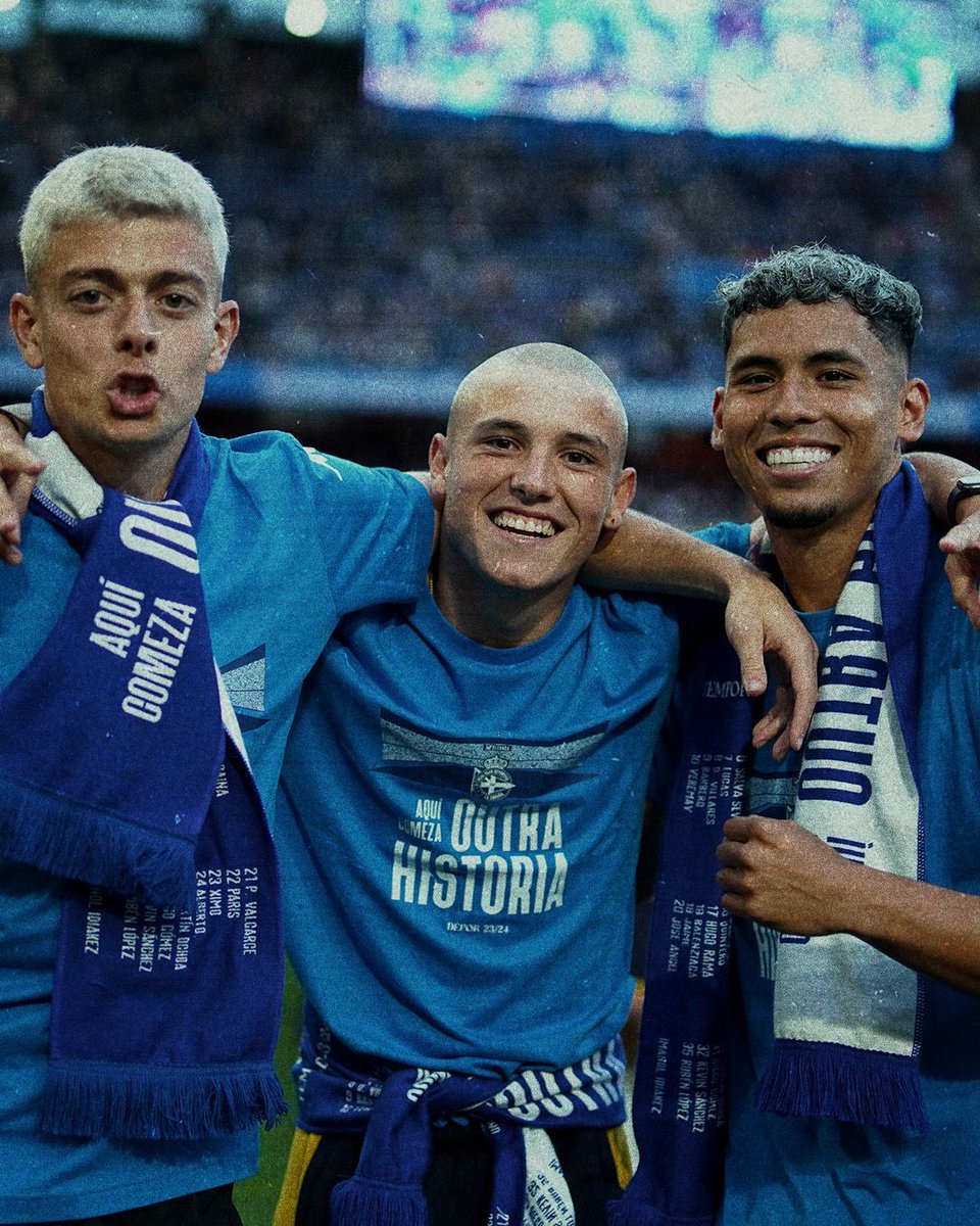 RCDeportivo's tweet photo. 📸😀 

#AquíComezaOutraHistoria 
#RenacemosXuntos https://t.co/f5xlUFJ9e3