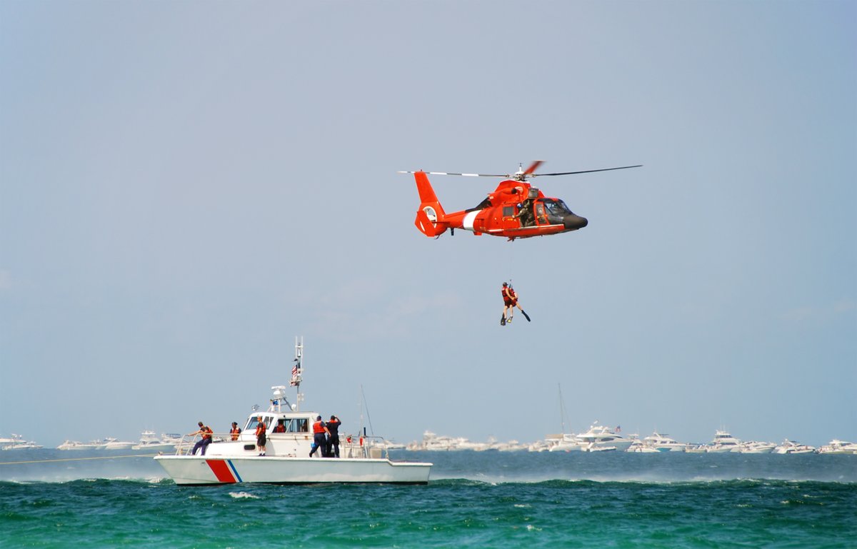 In honor of Military Appreciation Month, we salute the brave men and women of the @uscoastguard! Thank you for your commitment to protecting our nation's maritime interests and ensuring safety at sea. 

Semper Paratus! #MilitaryAppreciationMonth #CoastGuard #SemperParatus