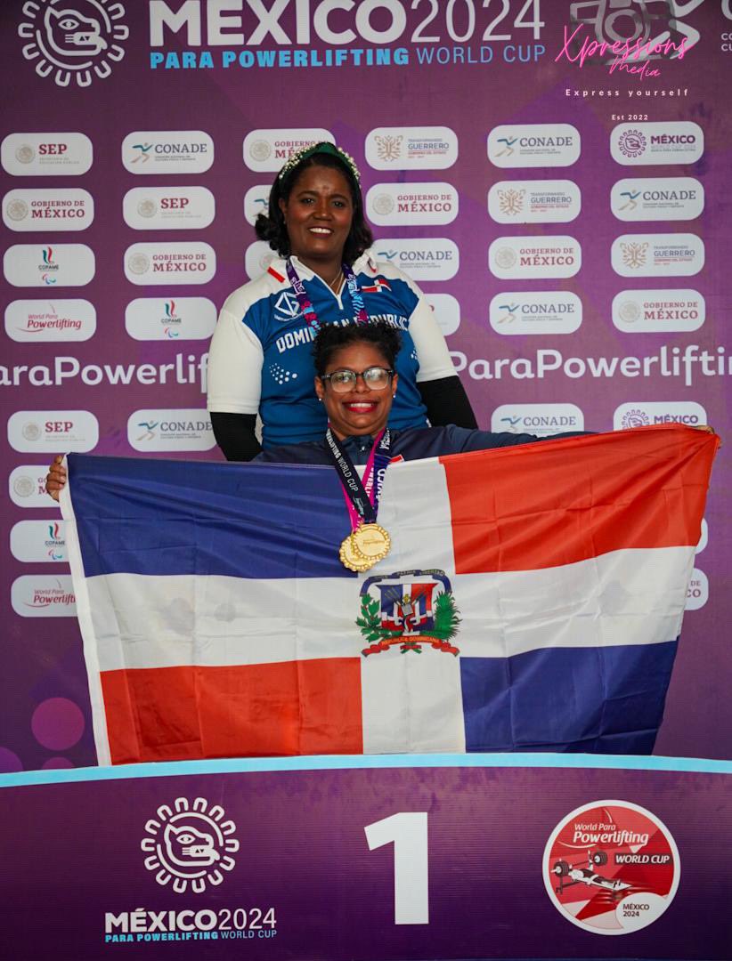 🏆 DOBLE ORO 🇩🇴

Zoraida Miliano conquista dos medallas de oro en la Copa del Mundo de Para @Powerlifting que se celebra en Acapulco, al levantar 127 kilos en la categoría “best” y 362 kilogramos en el “total”, de la división hasta 79 kg.

👏 Felicidades Zoraida 🔜🇫🇷