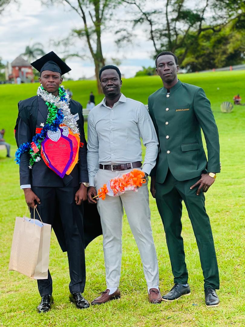 AchienAtak's tweet photo. Congratulations 🎊 to you Dr Mawien for making us so proud today. 
You're a such a great man with humility and good character. 
Your victory is our pride. 
Words are not sufficient enough express my gratitude to you.
Congrats once again bro.
More blessings upon you. https://t.co/zOfEhRBs1S