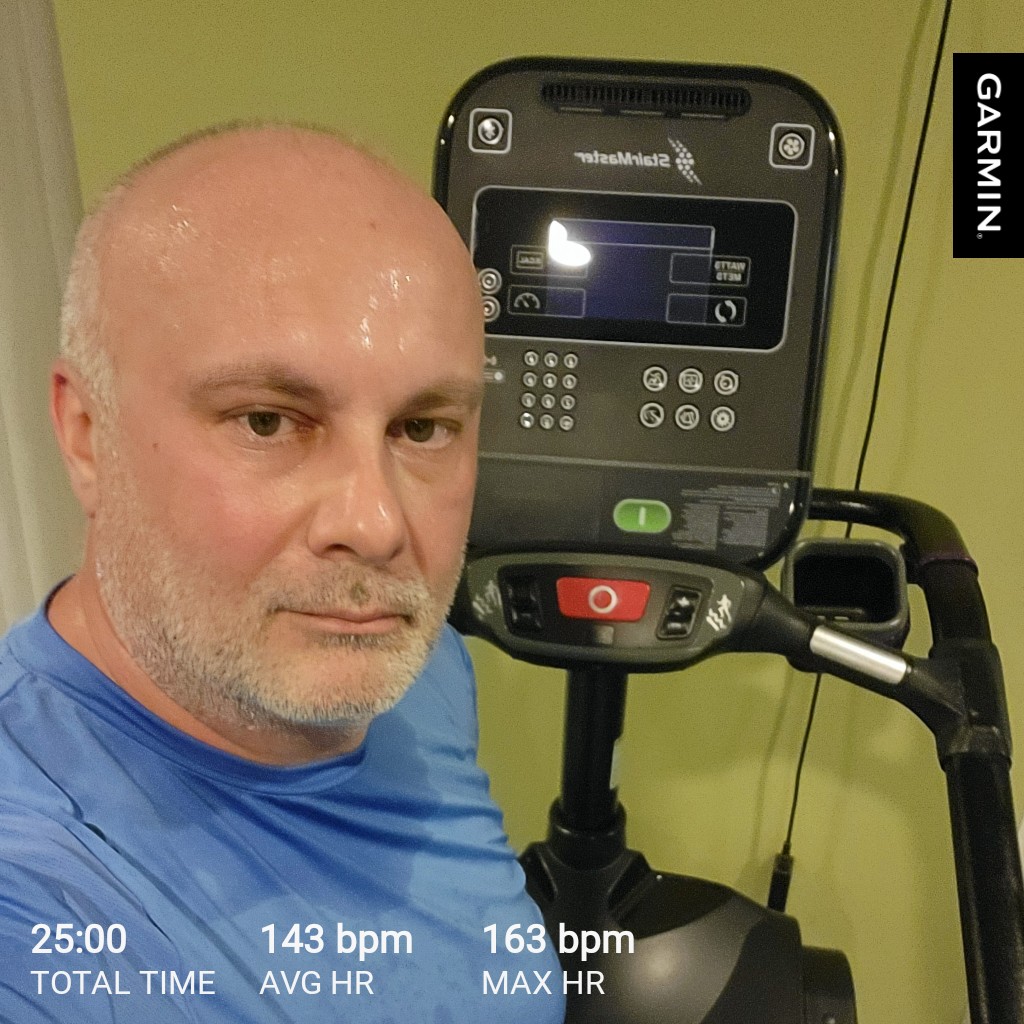 PmVentus2's tweet photo. #garmin #beatyesterday #stairs https://t.co/rut2gwxsN1