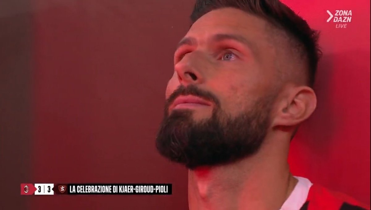 "Mi avete acceso il fuoco nel cuore"

Mentre che l'uno spirto questo disse,
l'altro piangëa; sì che di pietade
io venni men così com' io morisse.
E caddi come corpo morto cade.

(Inferno, Canto V)

#Pioli #Giroud #Kjaer