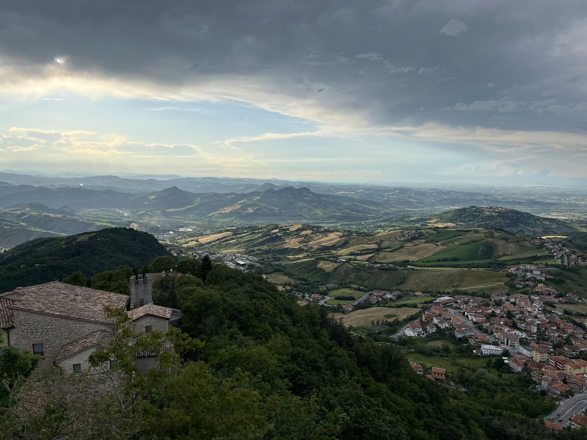 Leslie_KClark's tweet photo. The Grand and General Council, San Marino. Perched on Monte Titano, one of the most scenically located parliament buildings I’ve ever seen, if not *the* most #SanMarino #PoliticalNerdOnTour #MicroStates https://t.co/fGAJdtd7qg