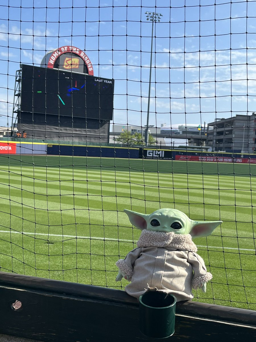 Canuckfan44's tweet photo. Baby Yoda is all set for Star Wars night @BuffaloBisons #GoBisonsGo https://t.co/xU0z6oiI86