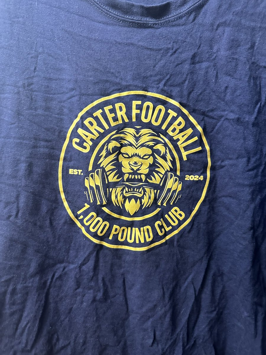 3 year in a row 1,000 pound club only going up🏋🏻
#football #weightroom #oline #collegefootball