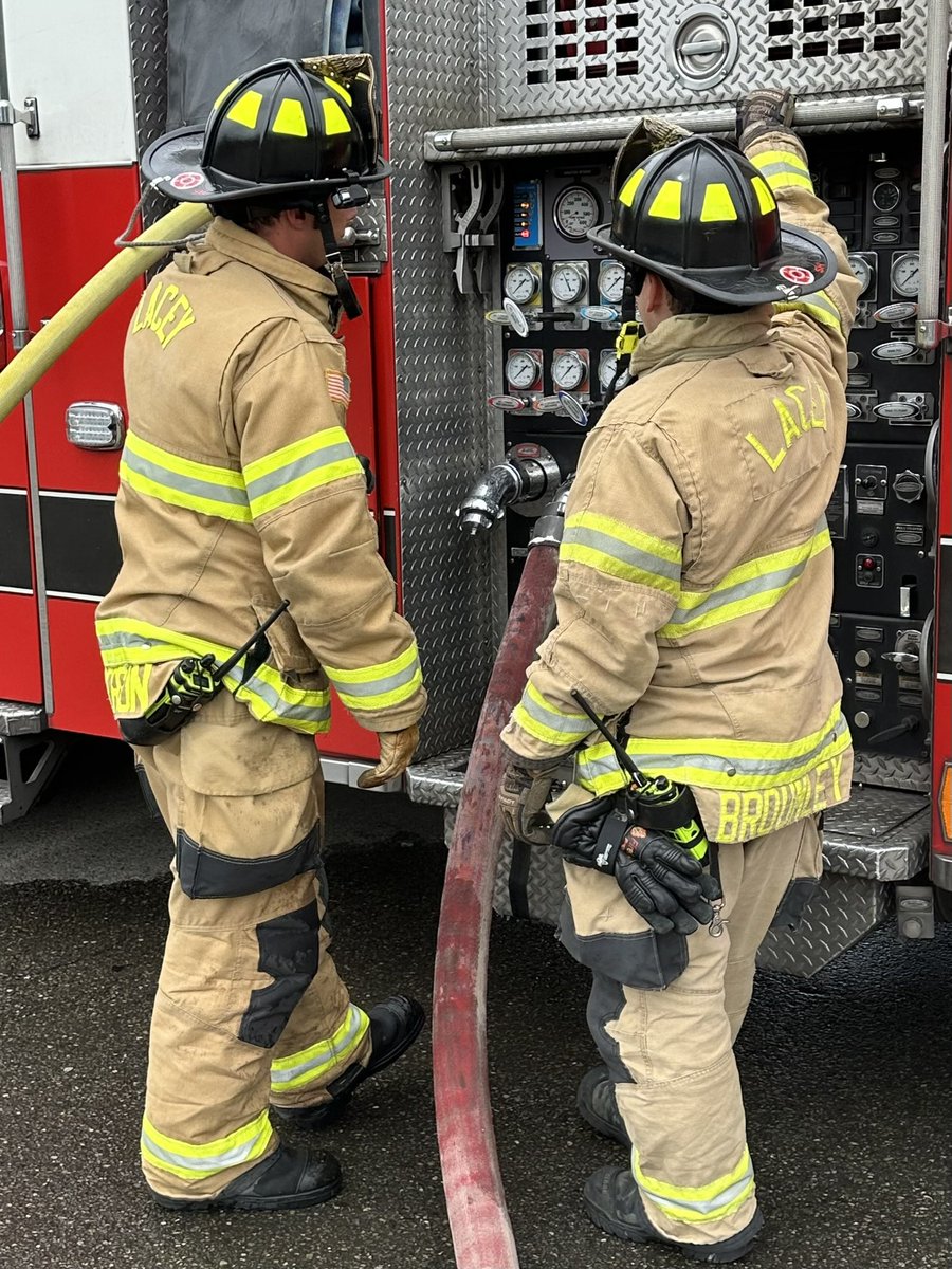 LaceyFireDist3's tweet photo. “Life-long learning is what prepares us for our future. Every day MUST BE a learning day and should be conducted as if lives depend on its success… because they do.”
That’s the #LFD3Way https://t.co/aH8ud6mxjA