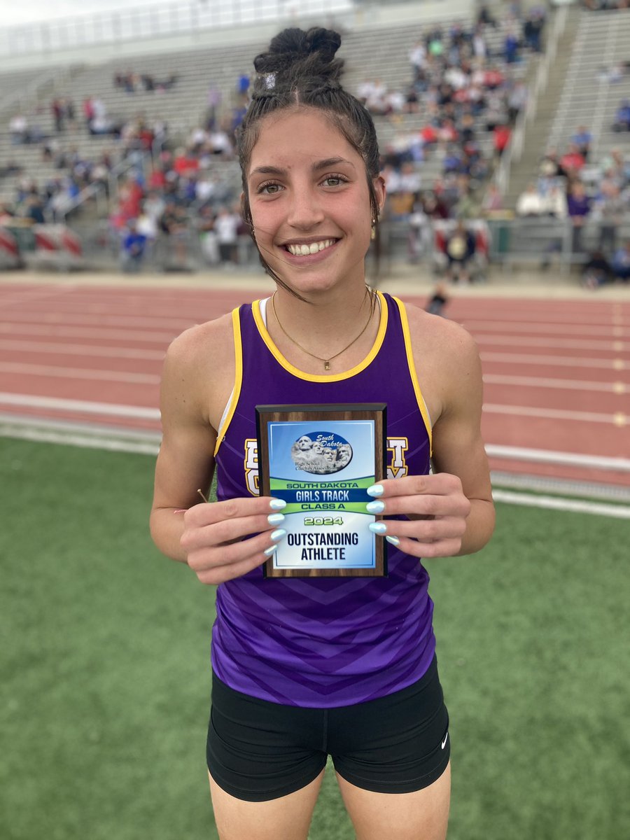 AlexHeinert's tweet photo. 🏆2024 @SDHSAA State T&F Recap🏆
A Girls Team Champion: SF Christian
Field MVP: Ciana Stiefel, Custer
Track MVP: Reagan O’Neill, Bennett County
⏱️✈️🔥🥇
#StateTrack24 | #SDpreps https://t.co/rHI6XDecAN