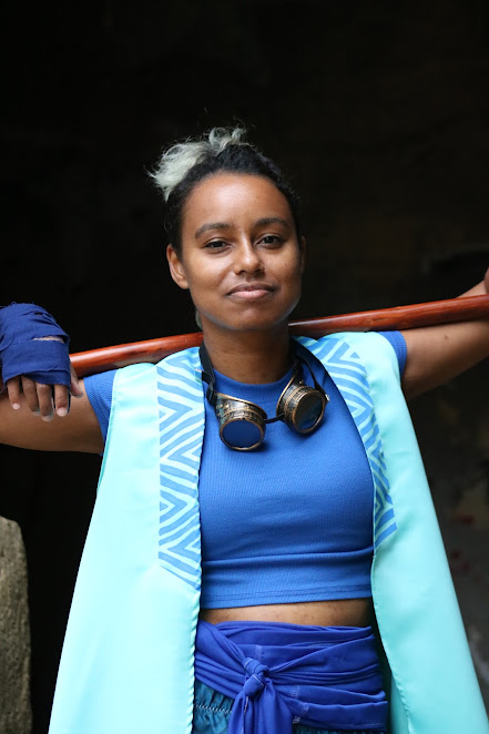 Corporate needs you to find the differences between these pictures. (Thank you @agarthanguide for Level 20 Beau 💙) Beau created by @Marisha_Ray for @CriticalRole 👊🏾 #criticalrolecosplay #beauregardlionett