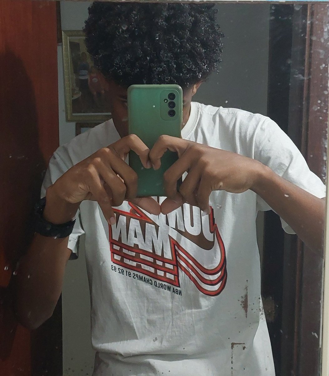 Samuel tweet media