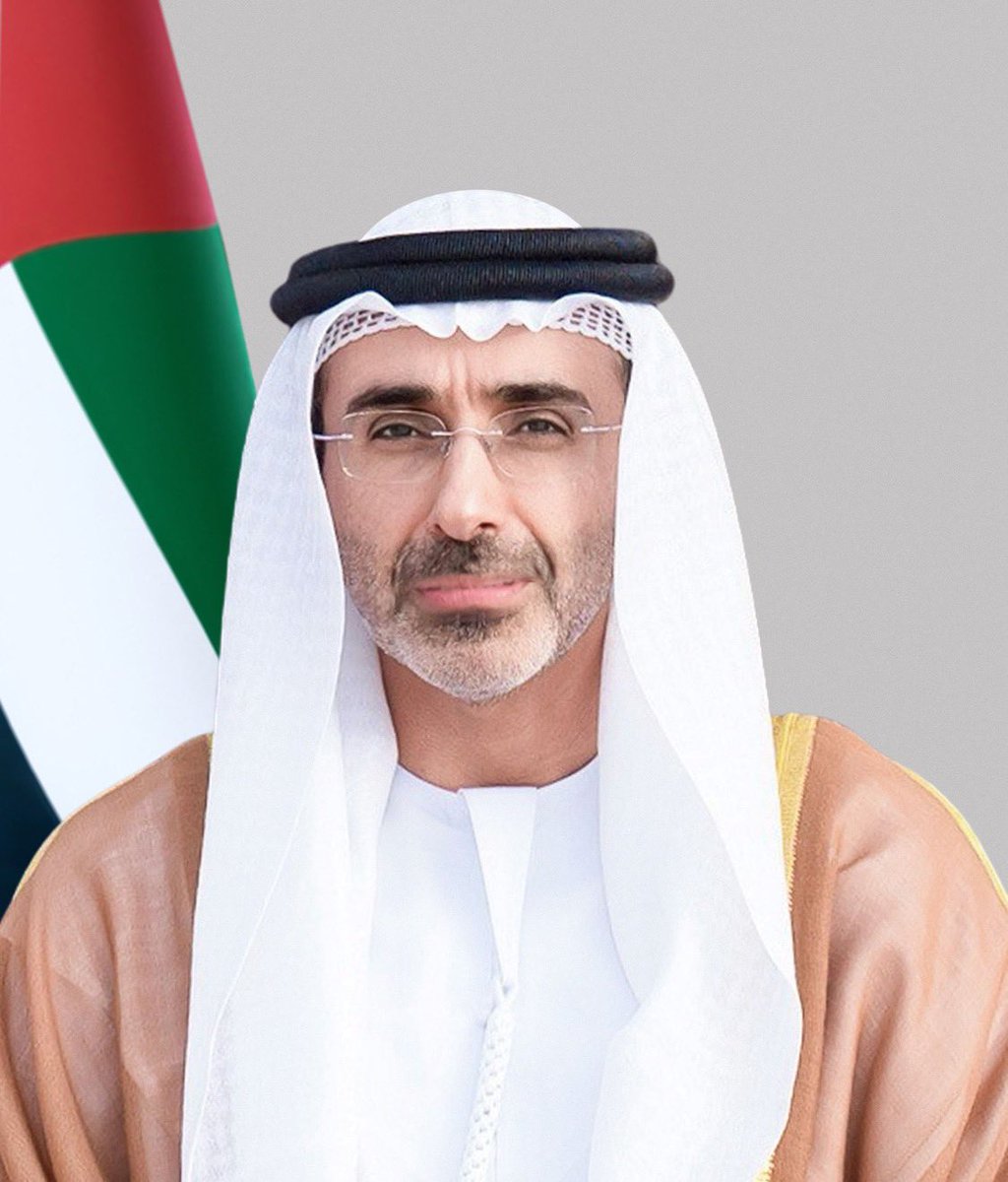 _iSir's tweet photo. إلى سمو الشيخ ذياب بن زايد مع التحية،،
رسالة تمثل كل مشجع وحداوي غيور.

نادي  أبوظبي الاول 
نادي الوحدة العاصمي

يستحق فريق ينافس على جميع البطولات 
يستحق ان يكون له فريق شرس خارجياً

تأخرنا كثيراً.. كثيراً للأسف 
عندنا شعبية جماهيرية ولكنها تتلاشى مع الوقت
عندنا جيل محب لكرة القدم لكننا سنخسرهم

علينا أن نضع رؤية واضحة لمستقبل النادي
علينا ان نكسر الحصالة ونجلب نجوم مميزين

كفاية سنوات بدون بطولات 
ك��اية سنوات تضيع بدون اي بصمات 
جمهور الوحدة يستحق ماهو افضل

الواحد يتحسف على السنوات الي ضاعت
ولكن لا فائدة من ذلك، علينا ان نُحضر للمستقبل

نادي ذياب بن زايد مكانه القمة 
و الوحدة خُلق ليكون نادي بطل
كل الثقة باذن لله ♥️