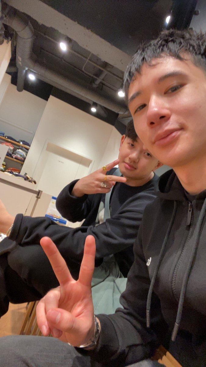 sssonder_'s tweet photo. cant actually believe i met this retard @s_samgyeopsal https://t.co/T8B3YFrveP