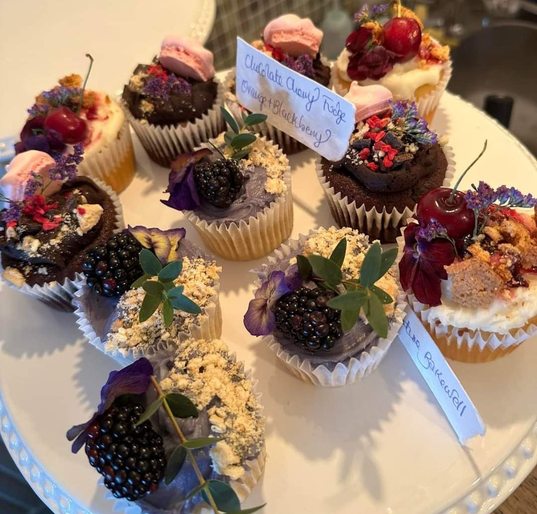 AtticSouthend's tweet photo. Cake, cake &amp; more cake... why not pop in &amp; try our yummy cakes with a nice cup of tea or coffee. Open from 9.30 - 3.30 on Sunday!
https://t.co/mk6MtG7M4I 
#visitsouthend #southendrestaurants
#southendseafront #goodfood #Essexrestaurants 
#southendonsea #essexdayout https://t.co/ITsJ2MM2wk