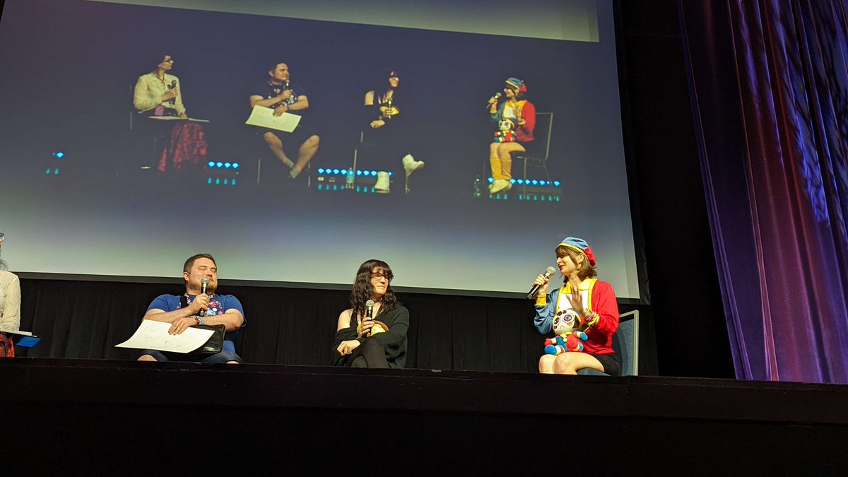 DIGITAL CIRCUS PANEL!!! Featuring @GooseworxMusic @LizzieRFreeman @AlexRochonVA Thank you all so much for coming 💖💖