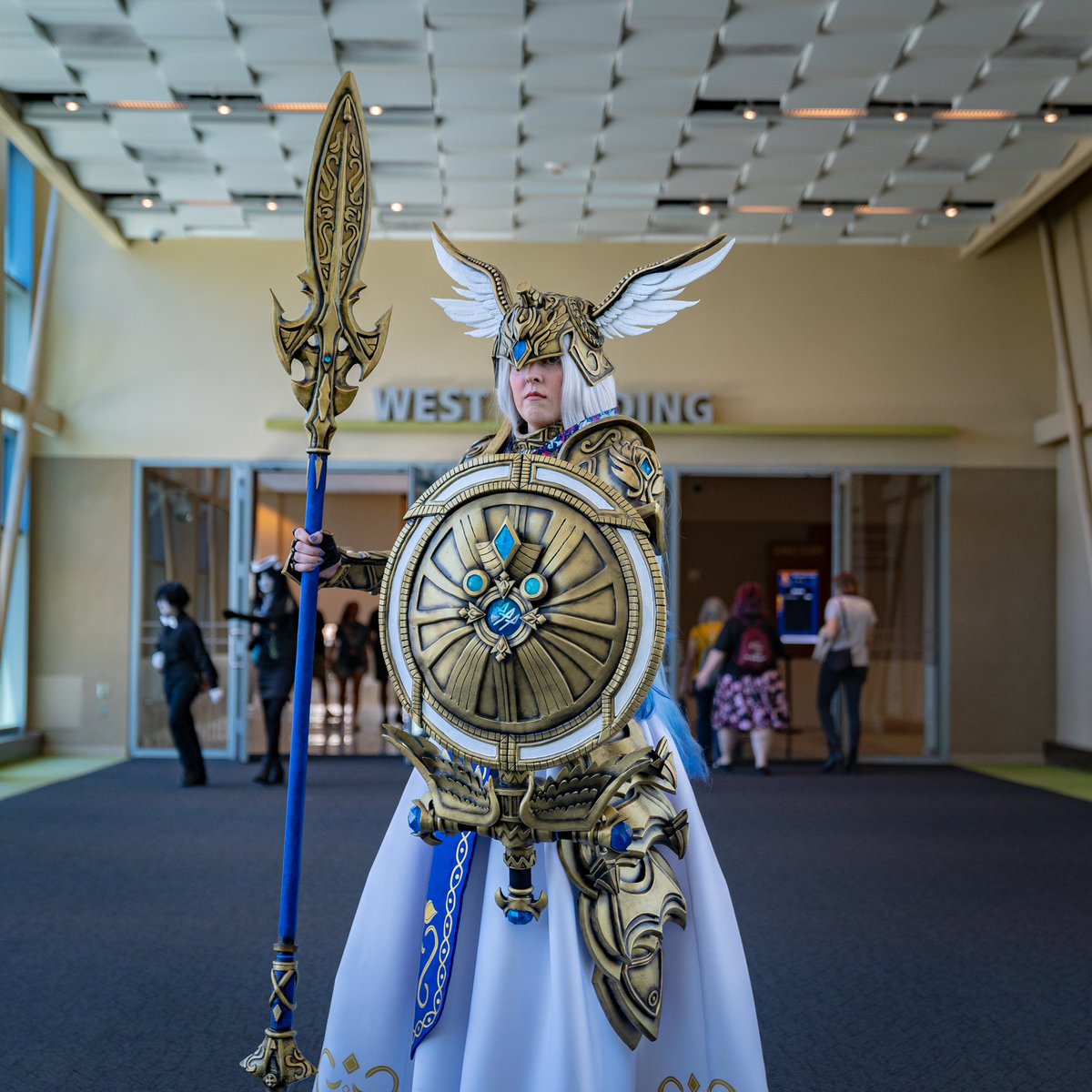 PhoenixConCtr's tweet photo. We love seeing everyone dressed up around the facility during Fan Fusion! https://t.co/gobfjjrjl8