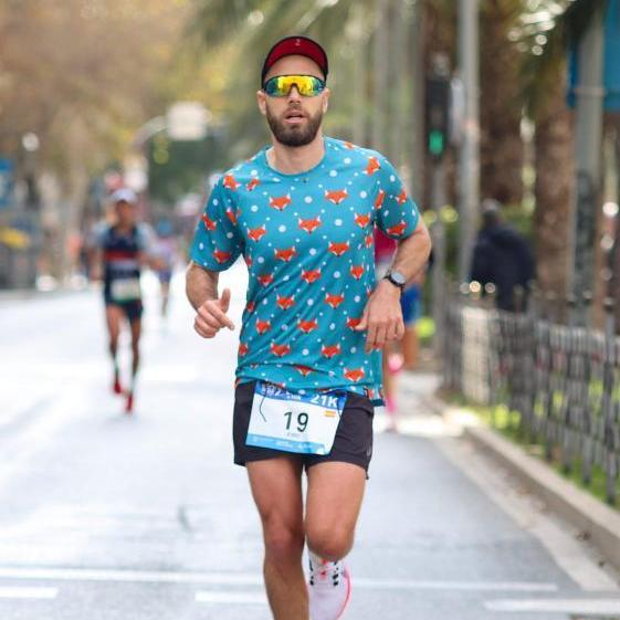 Top runner!!

#hoopoerunning #rundifferent