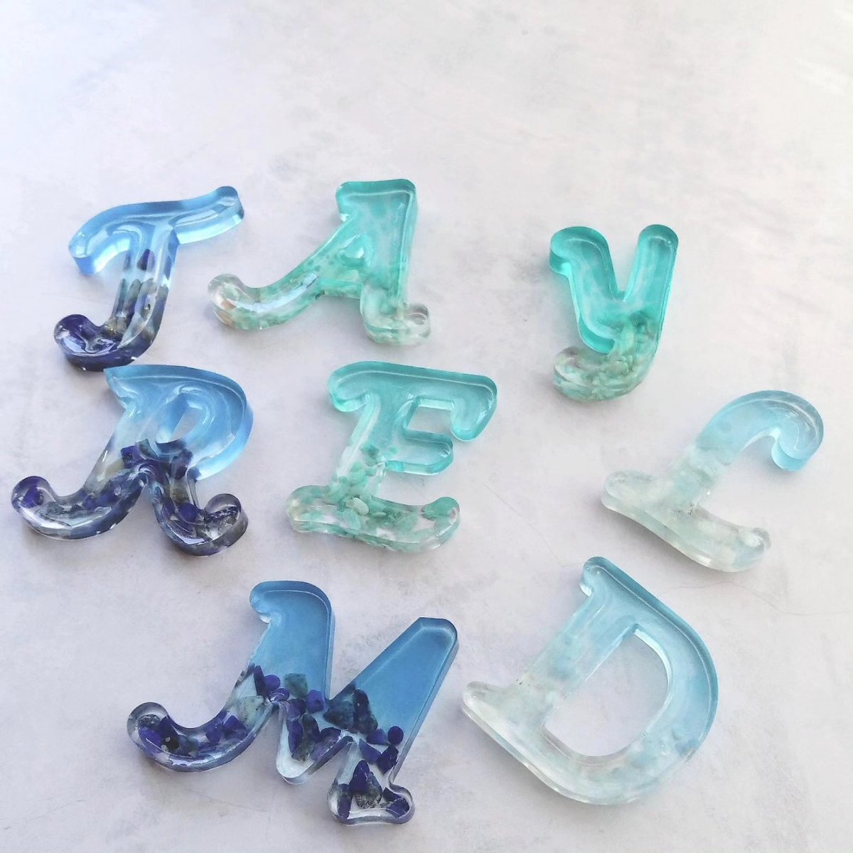 mayurina7's tweet photo. 本日は六町公園【六町つながるフェスタパン祭り＆ハンドメイド】です🤗天然石イニシャルとアクセサリー、うぉーたーぷにぷにのワークショップで出店させていただきます🩵お散歩がてらぜひ🍀　東京都足立区六町4-1-3 https://t.co/JwAO8QUbU5