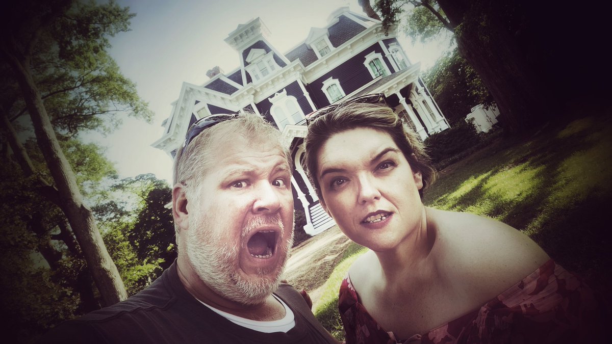 PhotoZorn_TV's tweet image. Vecna will be back soon. The Zorns are anxiously awaiting #strangerthings premiere. The Creel House is really The Claremont House in #romeGA Eddie will be avenged! #netflix