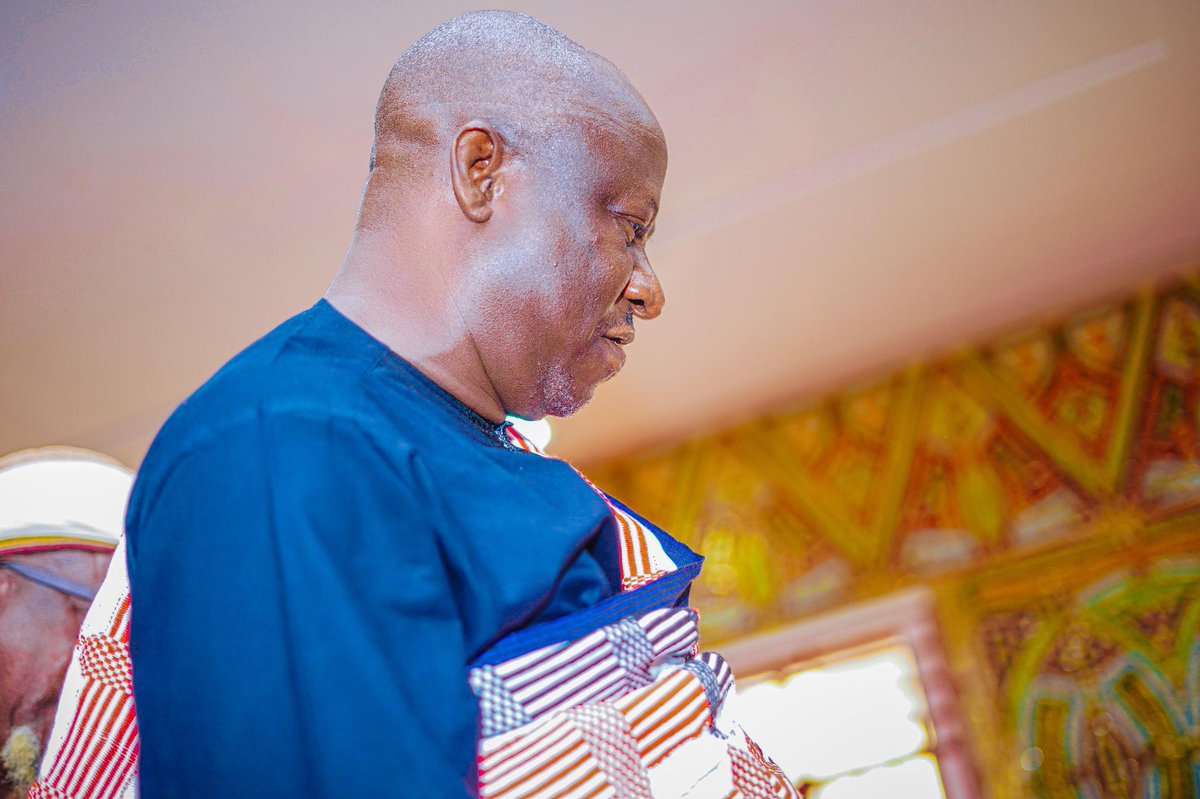 ACReSALNigeria's tweet photo. Courtesy visit to HRH Andoma of Doma Alhaji (Dr) Ahmadu Aliyu Oga Onawo (OON) 
#ACReSAL #ImplementationSupportMission #NasarawaState https://t.co/W5e8tZU9xG