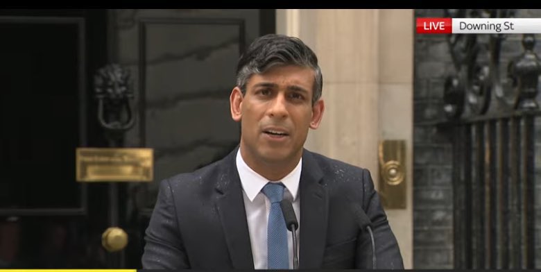 CourierBoyUK's tweet image. Imo #Sunak doesn’t do enough speeches, everytime he opens his mouth, he loses 10,000 votes😂

#ToriesOut689 #GeneralElectionUK