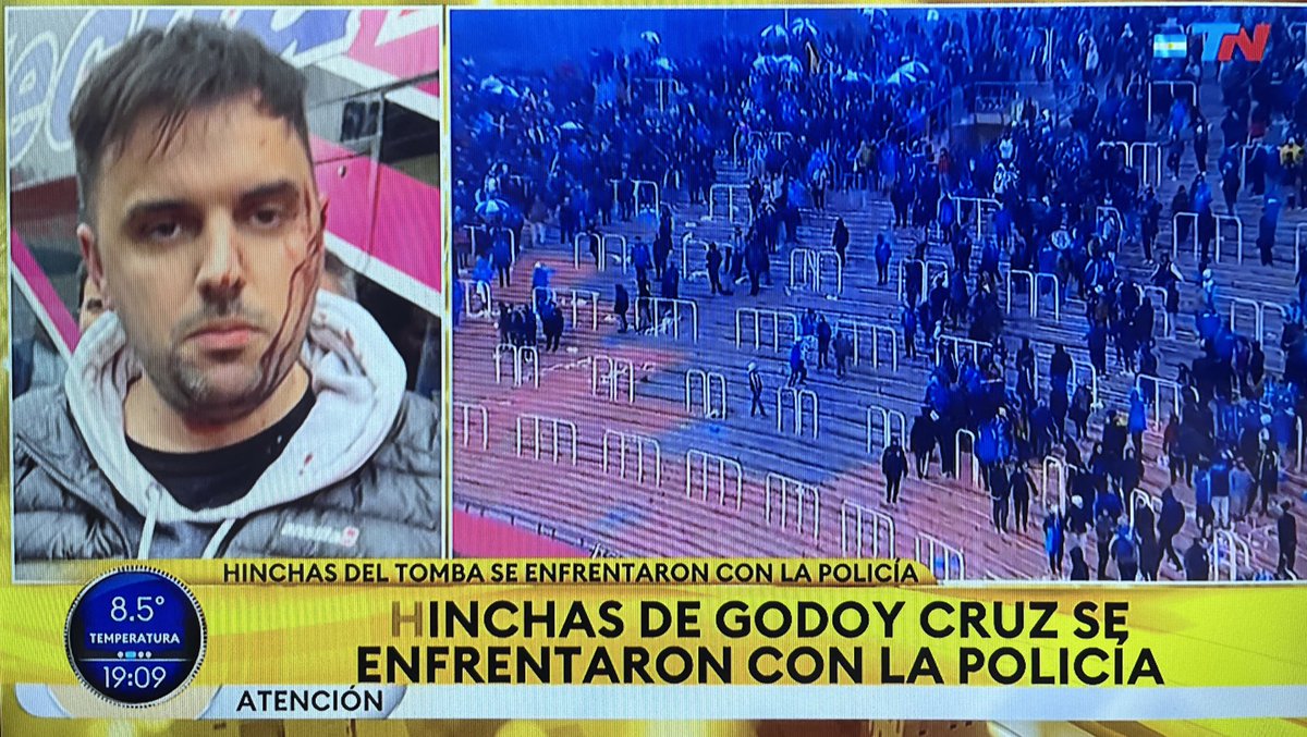 Además de la suspensión, los barras de Godoy Cruz atacaron al micro de San Lorenzo y dejaron algunos heridos.
