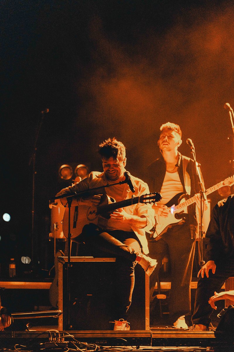 metellinum's tweet photo. "No temas sus ojos
ni sus siete vidas."
'El Gato' de @PabloLopezMusic nos tiene totalmente enamorados 💫
#pablolopez #metfest #medellín #badajoz #teatroromano #pop https://t.co/7ipPDC7V3F