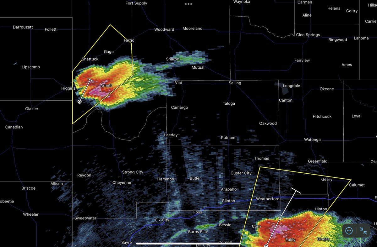 DCChaseClass's tweet photo. Our chase group is headed towards this cell outside of Arnett, Oklahoma! With high CAPE near the dry line and a potentially dangerous situation being issued in the state, our day is far from over! https://t.co/rfU6yHh4GW