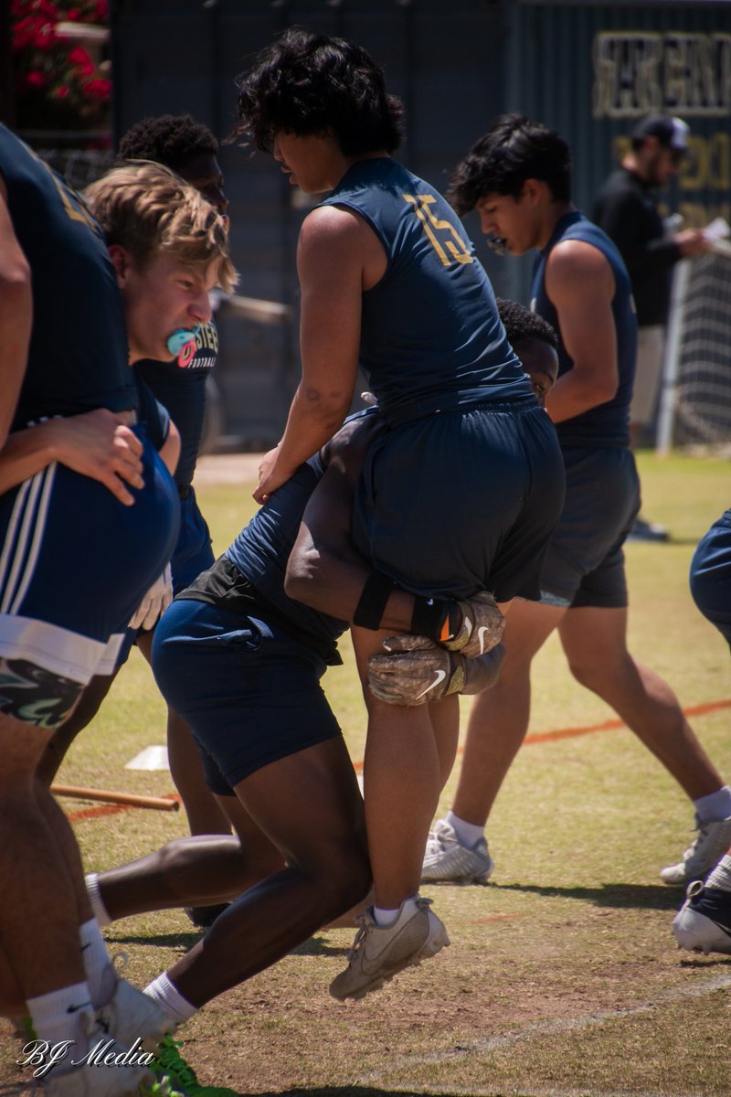 BJ Media tweet media