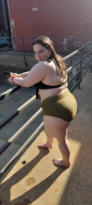 💕🥵 https://t.co/NmrpIkAdW3<a href="/tag/nsfwtwt"class="tags"><span>#nsfwtwt</span></a><a href="/tag/fansly"class="tags"><span>#fansly</span></a>